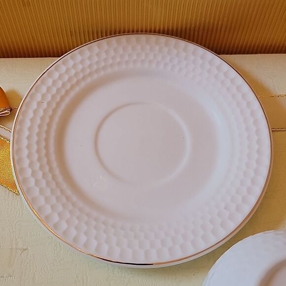 Ceramic Coffee cups set of 6 white and gold NWT 🤍 - Picture 4 of 6